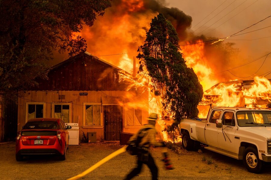 آتش سوزي در كاليفرنيا