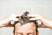 موس بهتر است یا نرم‌کننده؟ | پس از شستن موها از کدام محصول استفاده کنیم؟