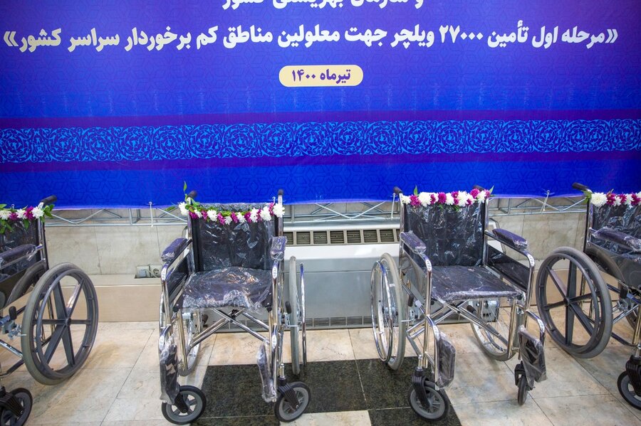 اهدای ۲۷ هزار ویلچر به معلولین در مناطق محروم توسط ستاد اجرایی| مخبر: تا امروز نزدیک به ۳ میلیون واکسن کوو ایران برکت تولید شده است