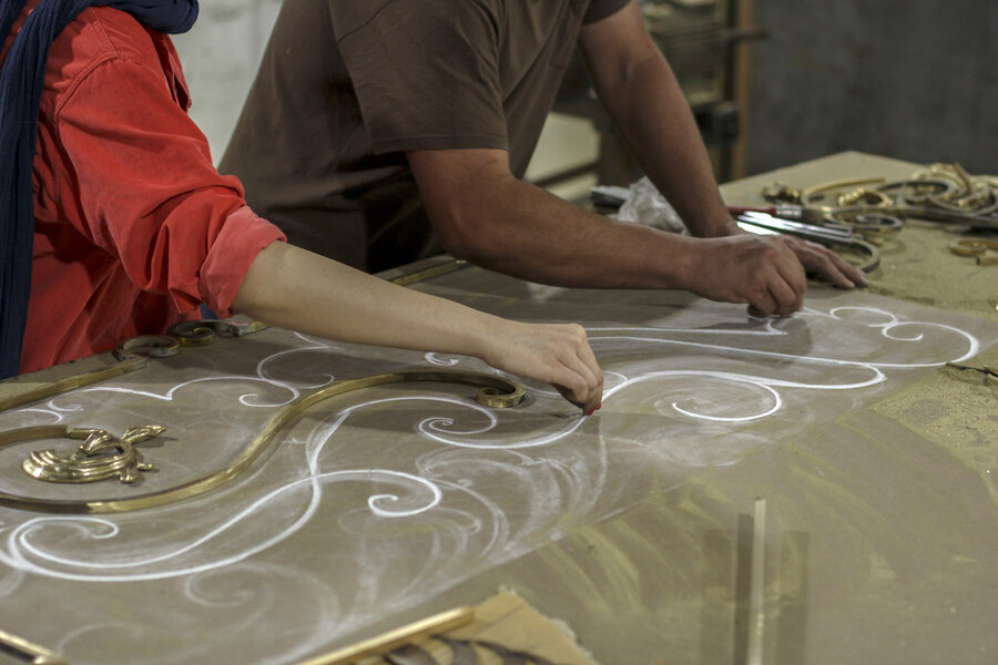 نقش هاي  برنز بر آرزوهاي شيرين كودكي