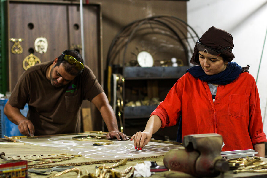 نقش هاي  برنز بر آرزوهاي شيرين كودكي