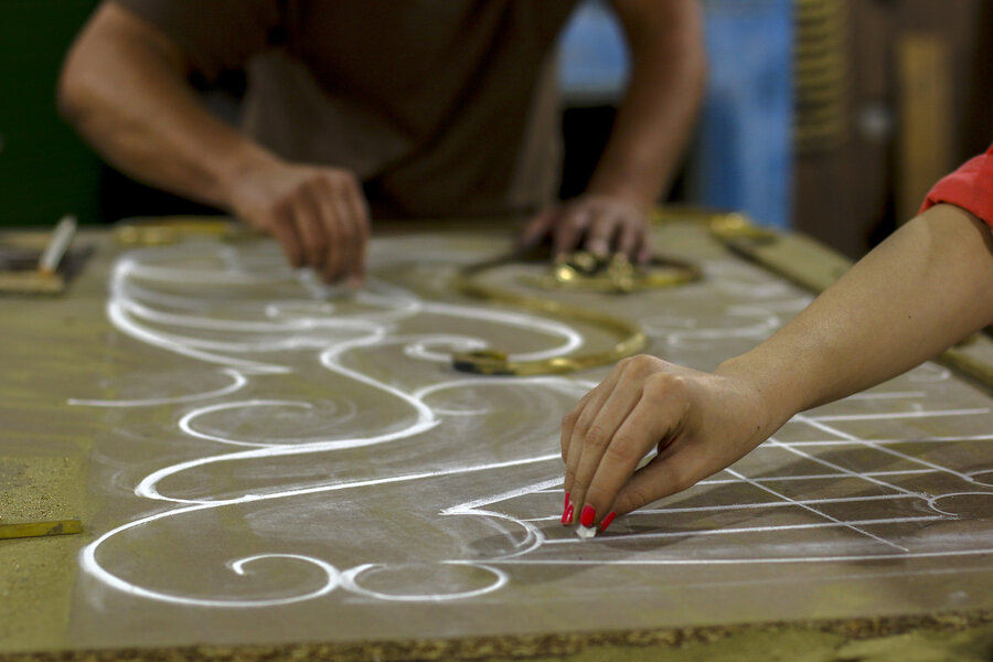 نقش هاي  برنز بر آرزوهاي شيرين كودكي