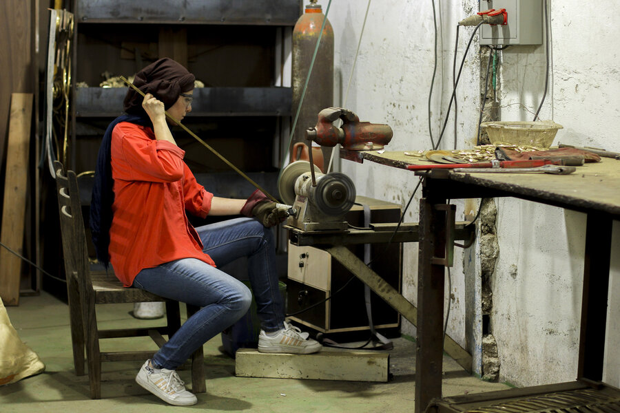 نقش هاي  برنز بر آرزوهاي شيرين كودكي