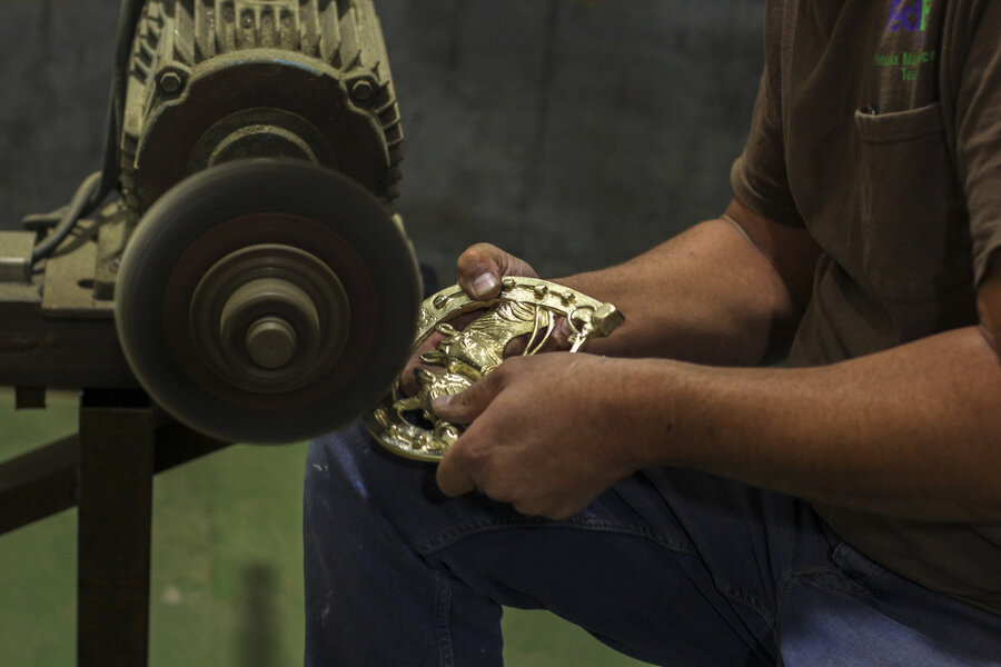 نقش هاي  برنز بر آرزوهاي شيرين كودكي