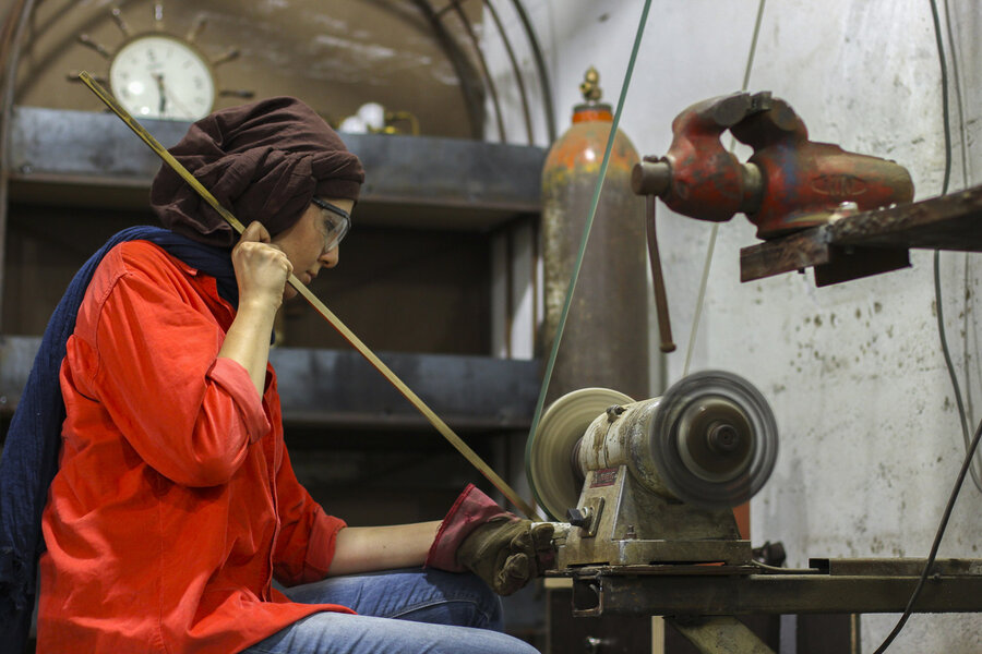 نقش هاي  برنز بر آرزوهاي شيرين كودكي