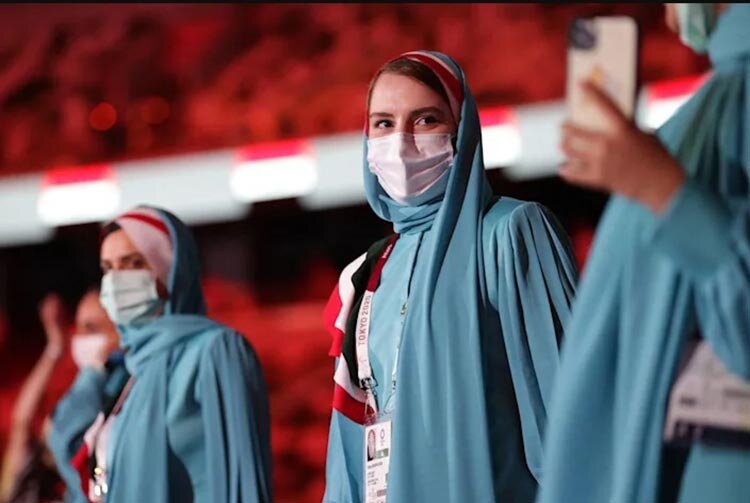 تصاویر | مراسم افتتاحیه بازی‌های المپیک تابستانی توکیو ۲۰۲۰ با حضور ورزشکاران ایران