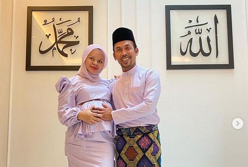 خواننده مالزیایی چهارمین بار مادر شد و با کرونا از دنیا رفت