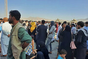 تلاش کشورها برای خارج کردن اتباع خود از افغانستان | هجوم مردم به فرودگاه کابل کشته داد