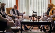مذاکره حامد کرزی با فرماندهان ارشد طالبان برای انتقال آرام قدرت در افغانستان