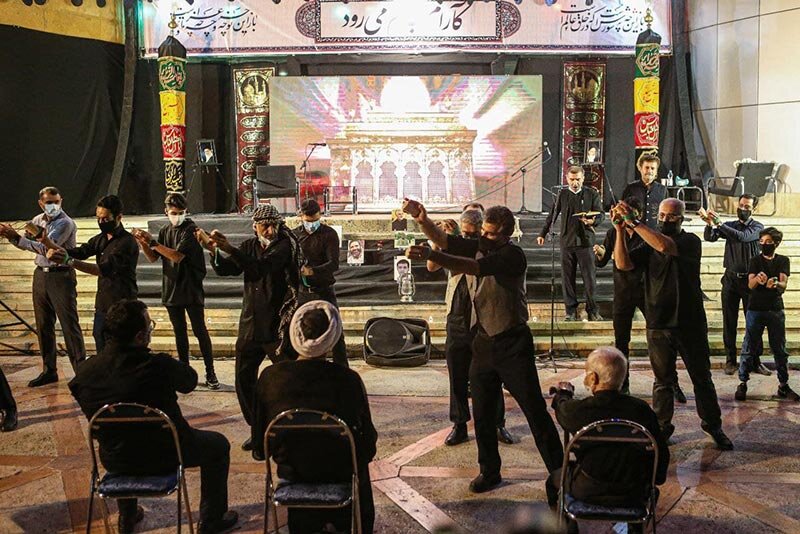 سومین شب عزاداری اهالی فرهنگ و رسانه | امرودی: عمل به آموزه مقاومت امام حسین(ع) رمز پیروزی‌های انقلاب است