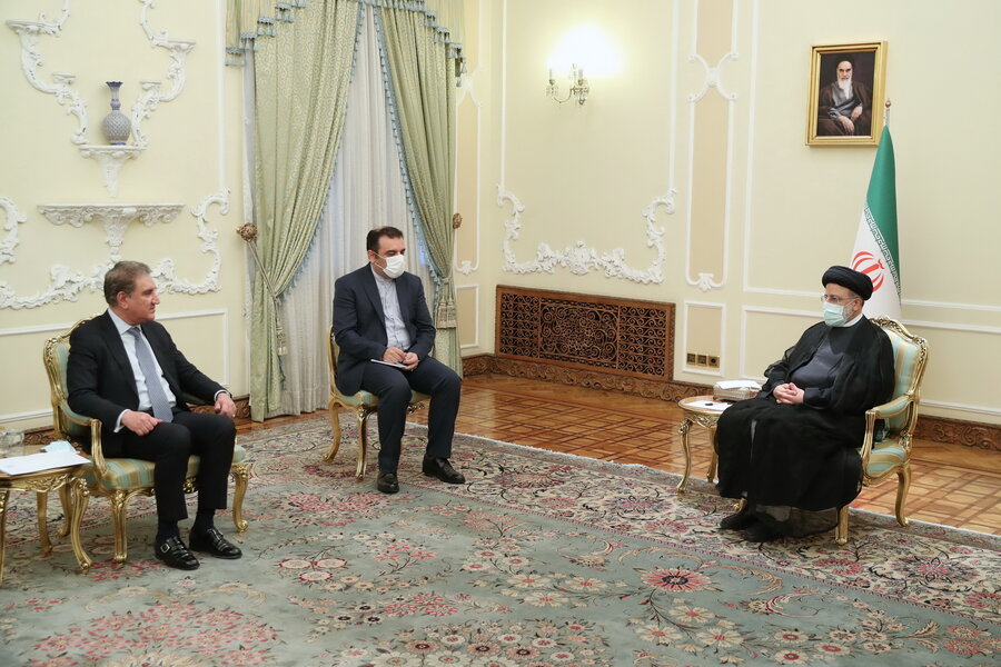 رئیسی و شاه محمود قریشی