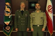 عکس | اولین روز کاری وزیر دفاع رئیسی در کنار وزیر دفاع روحانی
