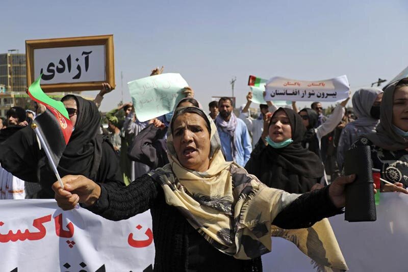 تصاویر | اعتراض افغان‌ها به حمایت پاکستان از طالبان