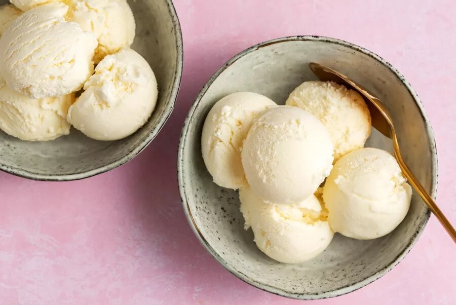 Vanilla ice cream - بستنی وانیلی