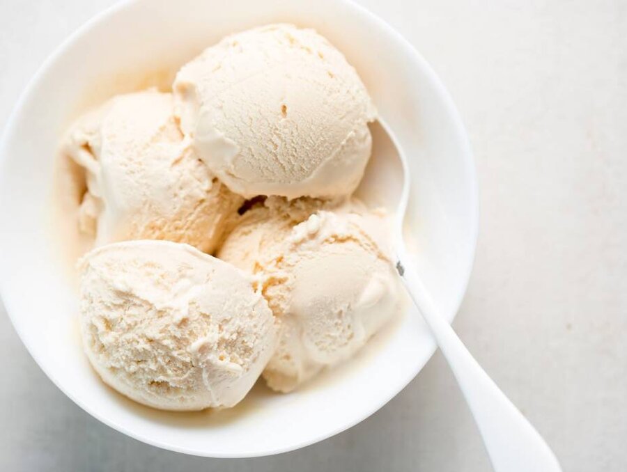 طرز تهیه بستنی خانگی | با ۴ روش ساده بستنی وانیلی درست کنید