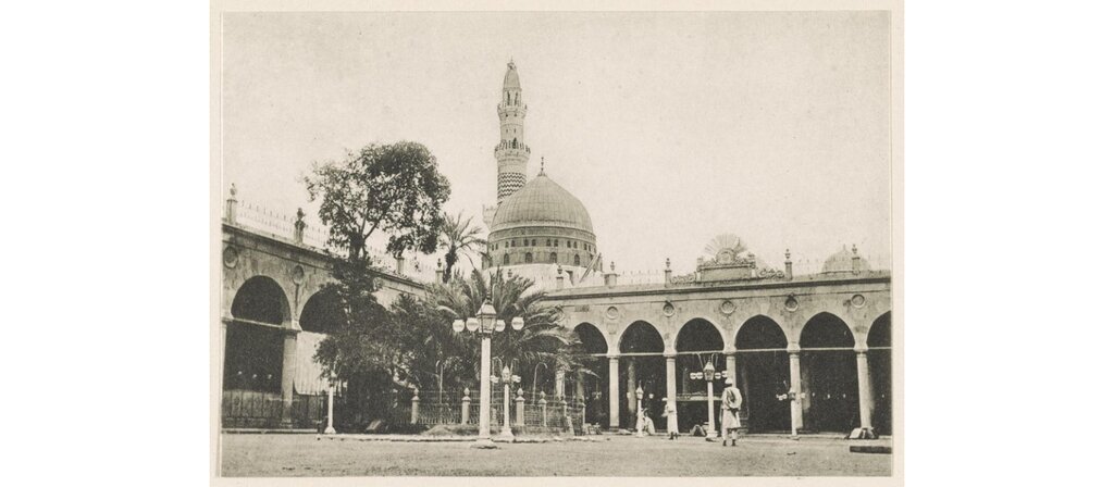 صحن جنوب شرقي و باغ حضرت فاطمه سلام الله عليها 1916