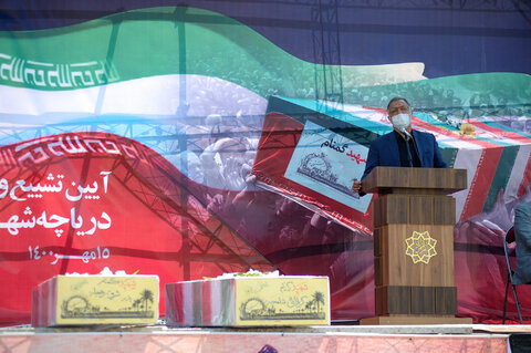 مراسم تشییع و تدفين دوشهید گمنام دفاع مقدس در دریاچه چیتگر