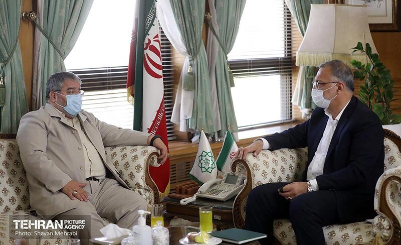 دیدار شهردار تهران با رئیس سازمان پدافند غیرعامل