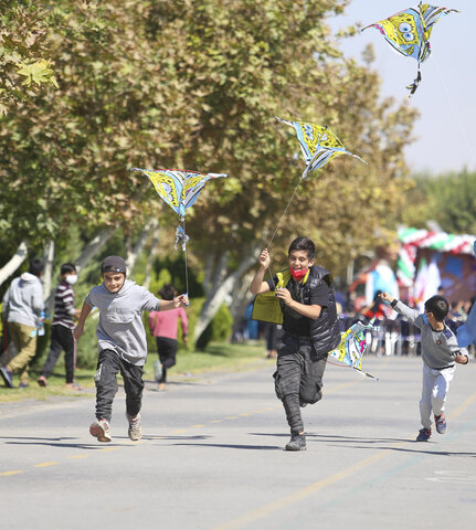 جشنواره بادبادك‌ها به مناسبت روز ملی كودك