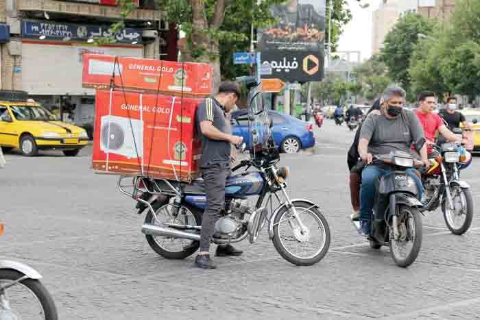 سراسـیمه در رکاب مـرگ