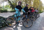 آموزش دوچرخه‌سواری به بانوان