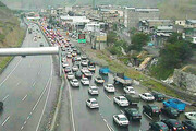 ۳۴ جاده به دلیل کاهش ایمنی مسدود شد | ترافیک سنگین در آزادراه های تهران-قزوین و قم-تهران