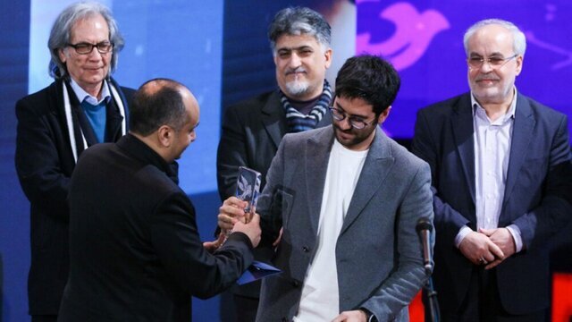 موسیقی متنِ فیلم پوست