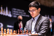 اعجوبه ایرانی شطرنج‌باز مطرح لهستانی را شکست داد | فیروزجا در تعقیب کارلسن صدرنشین