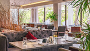 بوفه سلف سرویس ناهار روز جمعه رستوران بلوار ۱۲۶ هتل بین‌المللی اسپیناس بلوار کشاورز