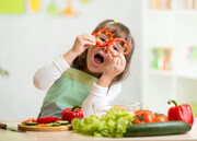 ترفندهای ترغیب کودکان به خوردن سبزیجات | این سالاد هیجان انگیز را هم امتحان کنید