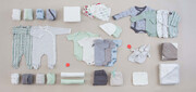 چهار دلیل انتخاب کردن رنگ‌های خنثی برای لباس نوزاد