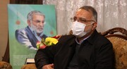 تصاویر | دیدار شهردار تهران با خانواده شهید فخری‌زاده | زاکانی: خدمات شهید فخری‌زاده پس از شهادت وی هم ادامه دارد