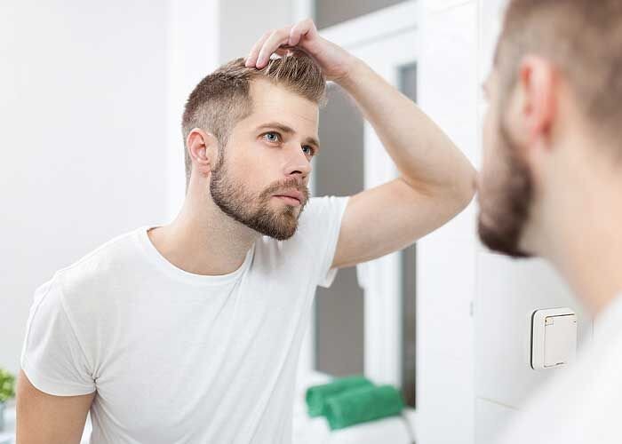 عوامل اصلی ریزش مو در مردان را بشناسید 
