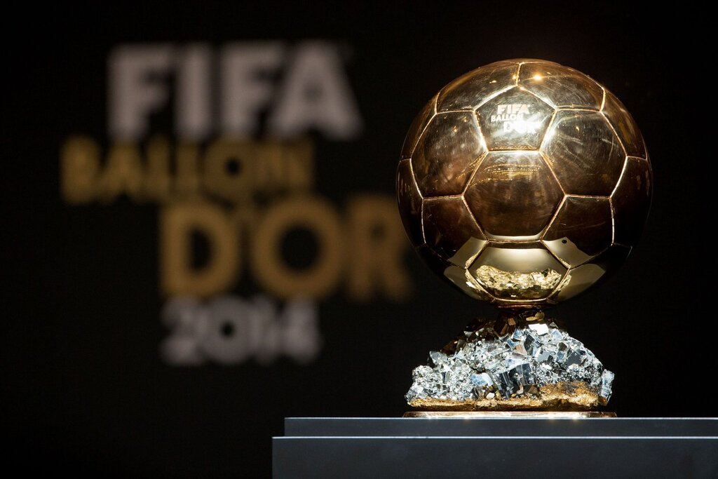 گران‌ترین جام‌ دنیای فوتبال کدام است | ارزش میلیونی توپ های طلای لیونل مسی