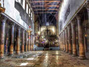 تصاویری زیبا از کلیسای پیدایش؛ محل تولد حضرت عیسی | نمایش گنجینه‌های طلاکاری شده در کریسمس
