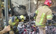 ببینید |  جزئیات حادثه آتش سوزی در بازار گل شهید محلاتی | دلیل انفجار چه بود؟