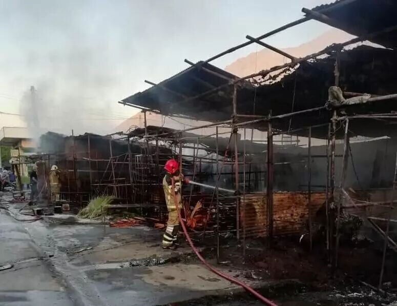 آتش سوزی بازار گل محلاتی تهران
