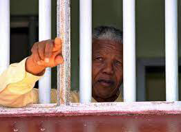 حراج کلید سلول زندان نلسون ماندلا در بریتانیا | واکنش تند دولت آفریقای جنوبی
