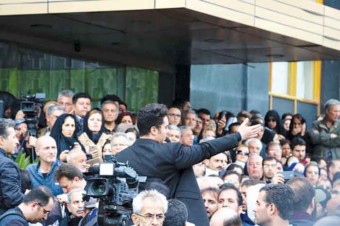 چه کسانی از سلبریتی ها محافظت می کنند؟ | مــردان سیاهپوش