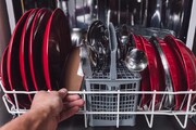 ۱۵ کاری که ماشین ظرفشویی شما را نابود می‌کند