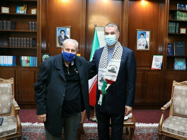 فرزند سفیر ۴۰ ساله فلسطین در ایران جایگزین او می شود