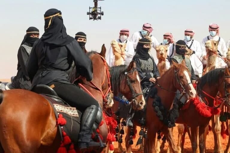 تصاویر | رژه زنان عربستان سعودی در مهمترین جشنواره دنیا