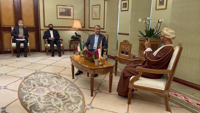 تصاویر دیدار امیرعبداللهیان با وزیر امور خارجه عمان 