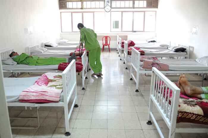 روزگار متفاوت ساکنان بیمارستان اعصاب و روان رازی | فراموش‌شدگان امین‌آباد