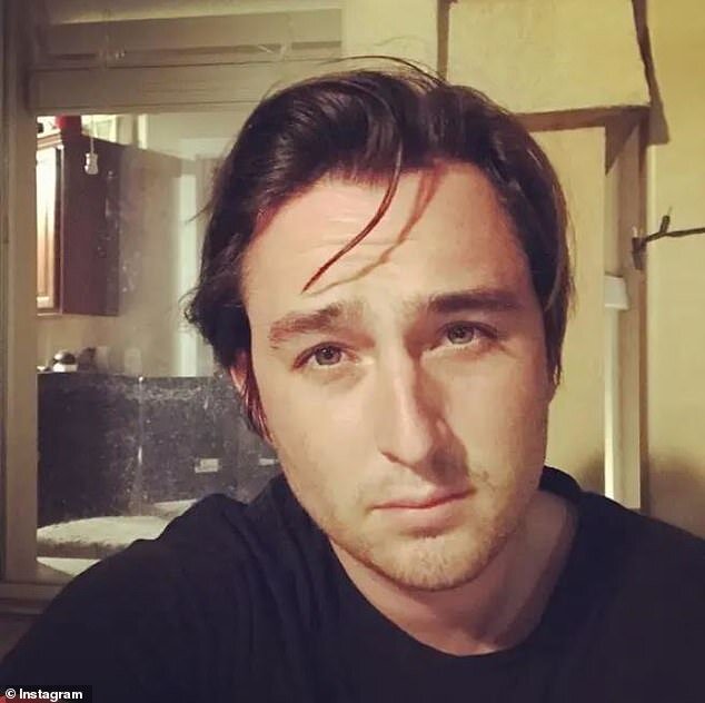 ۲۵ سال دستمزد فقط برای یک فیلم! | بازیگر تایتانیک هنوز پول میگیرد