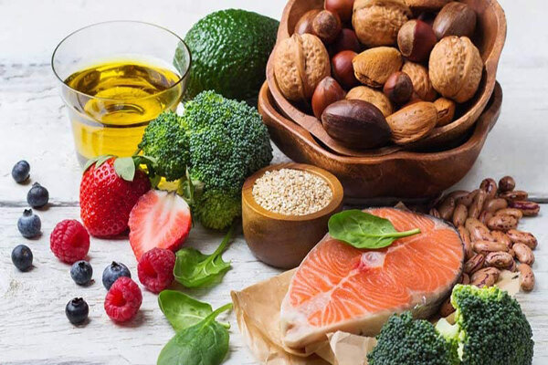 نشانههای رایج چربی خون بالا | برای کلسترول بالا چه بخوریم؟