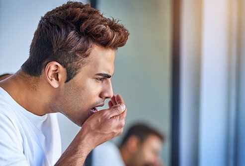 چطور از بوی بد دهان خلاص شویم؟ bad smell