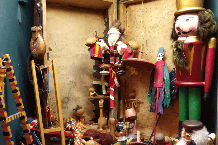 اینجا کودک شو!