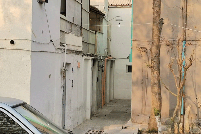 ساکنان ۱۳۰ پلاک ۵۰ متـری را دریابید!