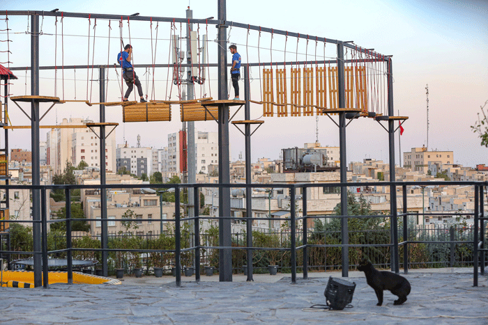 گشت و گذار در نخستین «آدرنالین پارک »پایتخت | پرش آزاد به یــک دنیا هیجان !